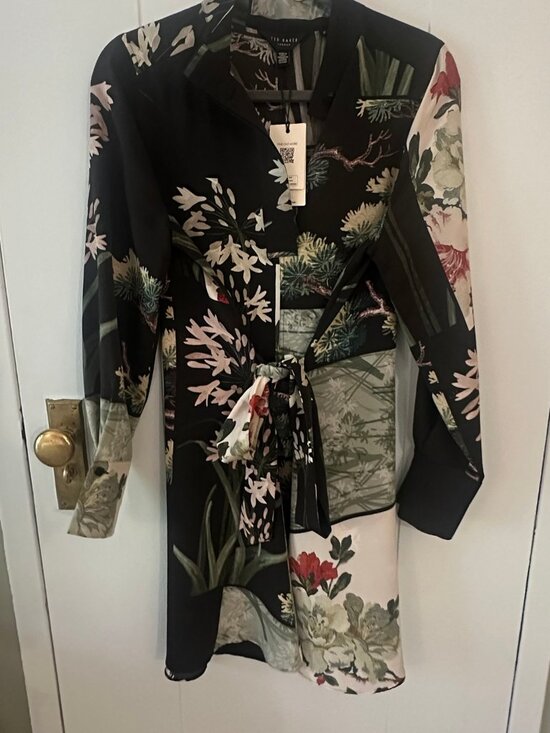 Ted Baker Dresses & Skirts - Ted Baker WINNIEH Black Floral Belted Mini Shirt Dress Ted Size 2 NWT